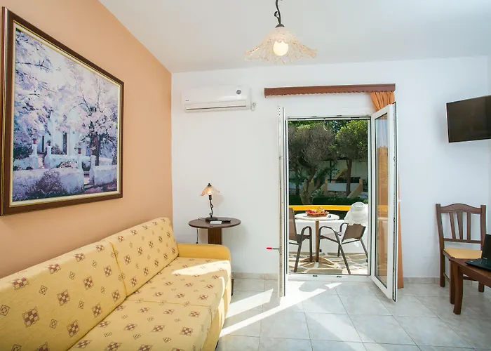 Hotel Asteras Paradise 4*