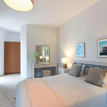 Asteras Paradise Kostos