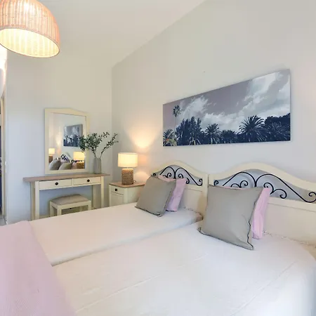 Asteras Paradise Otel Kostos