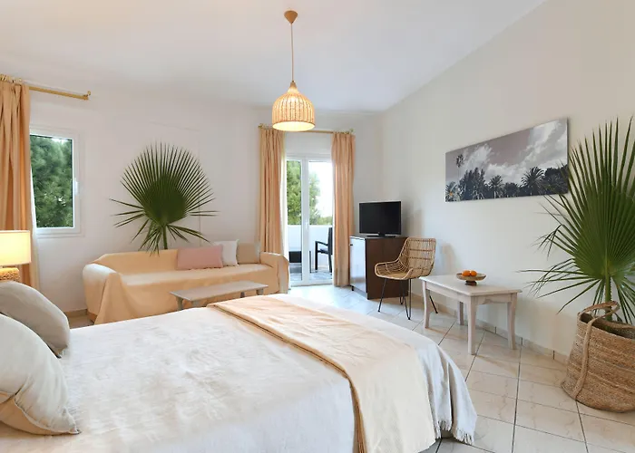 Asteras Paradise فندق 4*