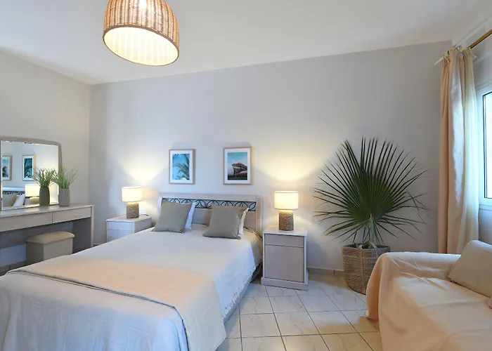 Asteras Paradise فندق 4*