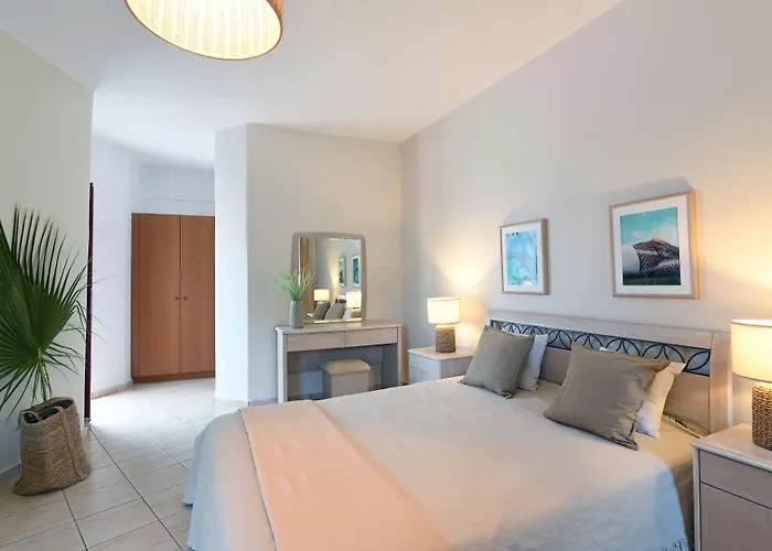 Asteras Paradise Kostos